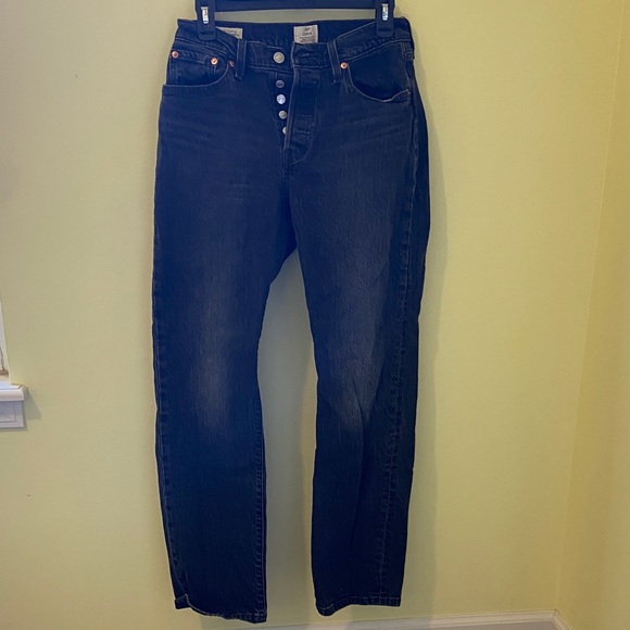 Levi's Denim - Levi's Black Straight Leg Jeans with Label Detail